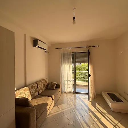 公寓 For Rent Beachfront *